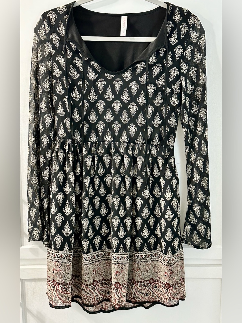 Xhilaration Boho Medallion Border Print Dress - Size Small